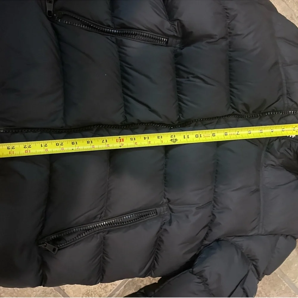 Men’s MONCLER maya GIUBBOTTO faux trimmed quilted jacket size 4/large US - Picture 9 of 13